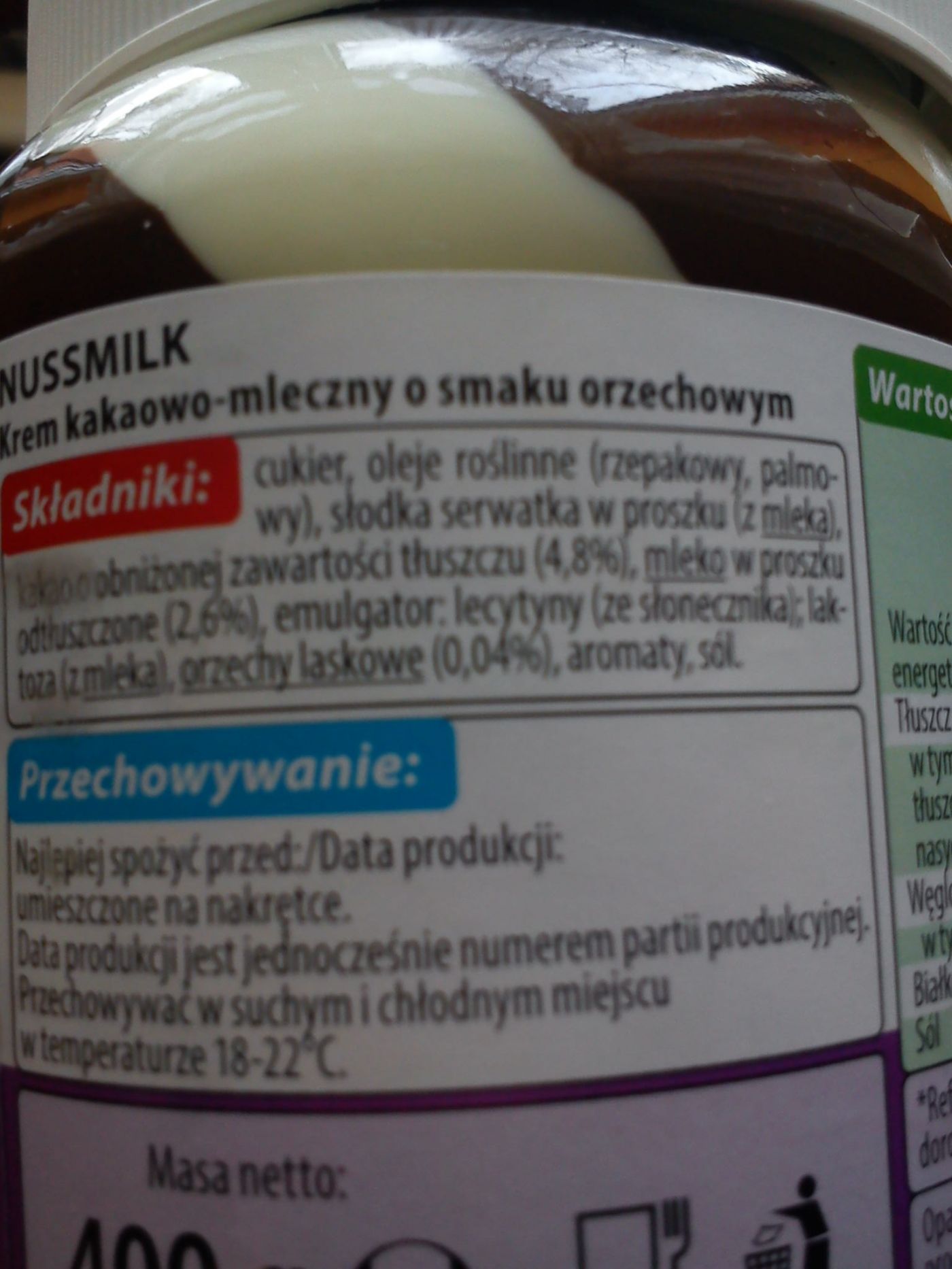Krem kakaowo-mleczny o smaku orzechowym NussMilk biedronka