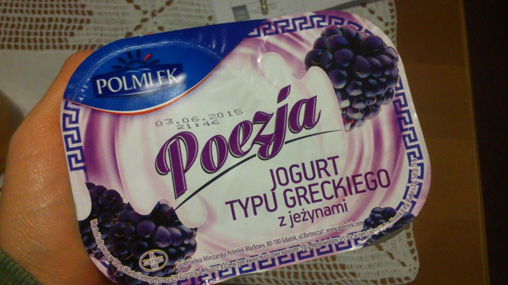 Jogurt typu greckiego z jeżynami Poezja 