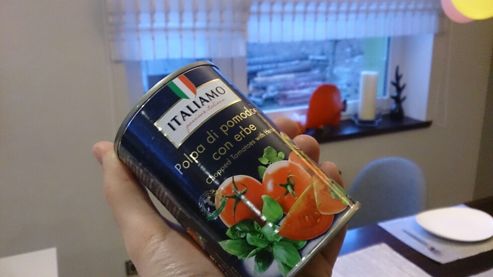 Pomidory bez skóry z ziołami Italiamo 