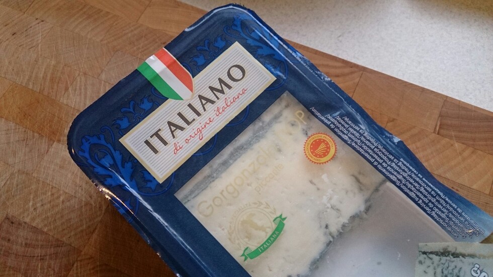 Ser z przerostem niebieskiej pleśni ITALIAMO 